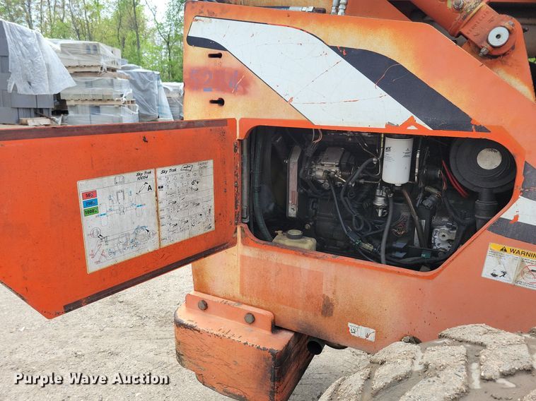 image for item DR4302 2003 SkyTrak 10054 telehandler