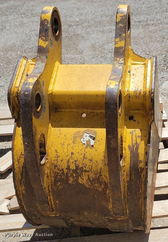 image for item DR4304 18