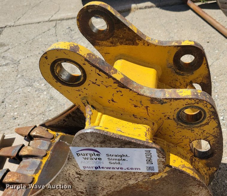 image for item DR4304 18