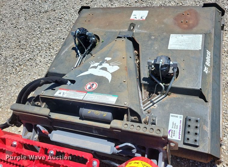 image for item DR4305 2017 Bobcat 72 skid steer rotary mower