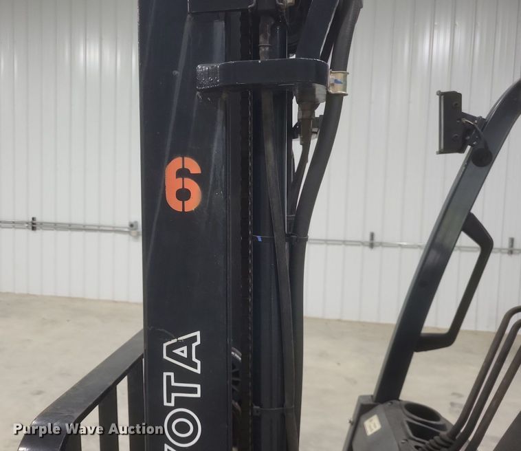 image for item DR4759 Toyota  8FGCU15 forklift