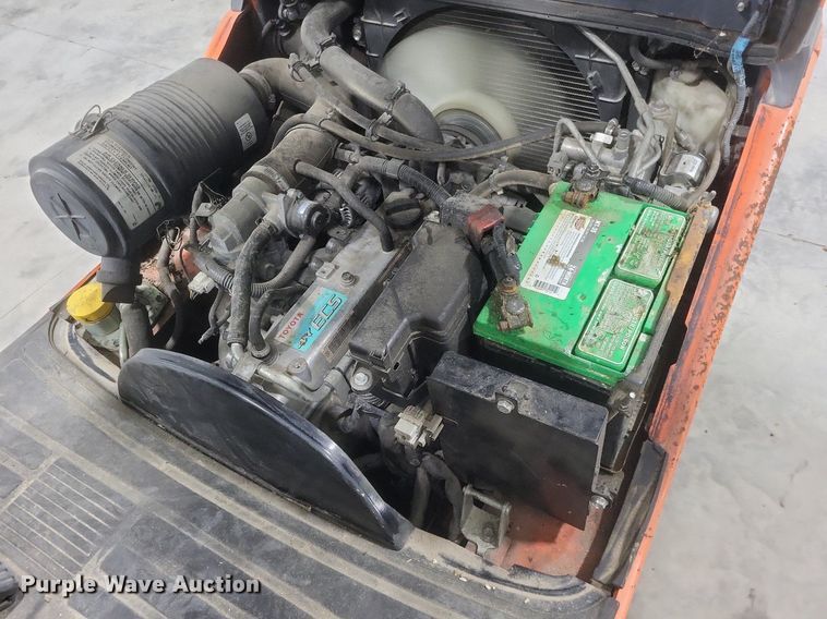 image for item DR4759 Toyota  8FGCU15 forklift