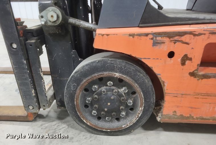 image for item DR4759 Toyota  8FGCU15 forklift