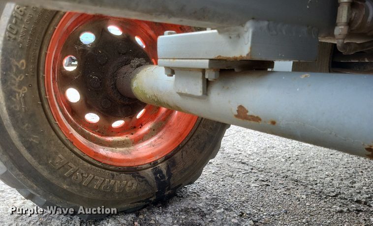 image for item DR4766 2000 SkyJack SJ8841 800 Series scissor lift