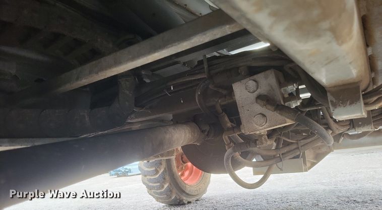 image for item DR4766 2000 SkyJack SJ8841 800 Series scissor lift