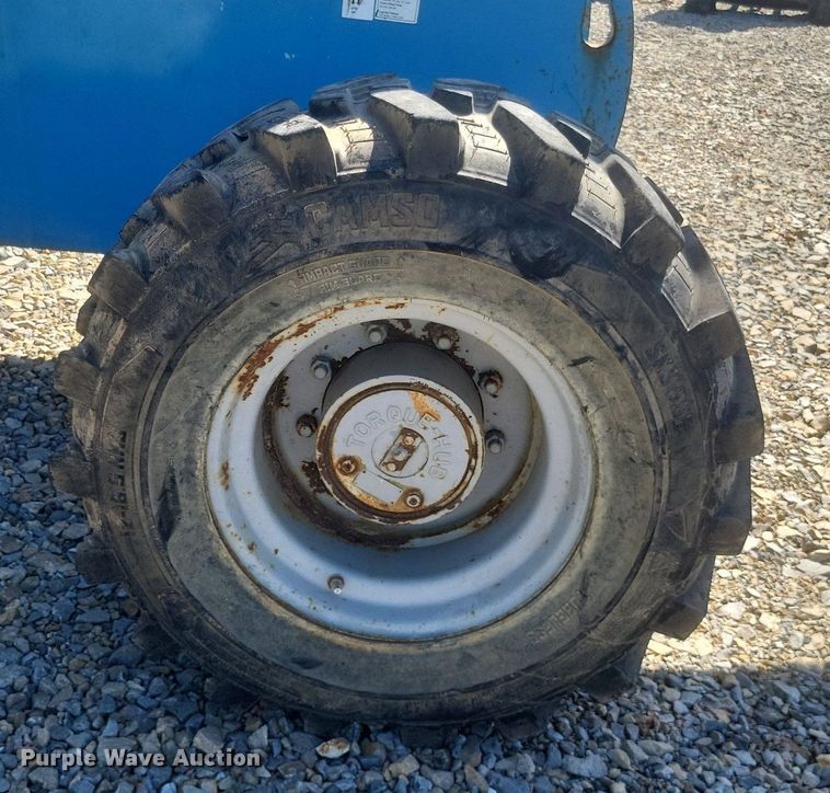 image for item DR4774 2005 Genie S-45 boom lift