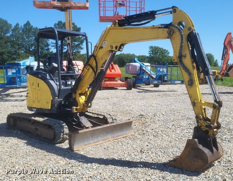 image for item DR4776 2018 Yanmar VIO35-6A mini excavator
