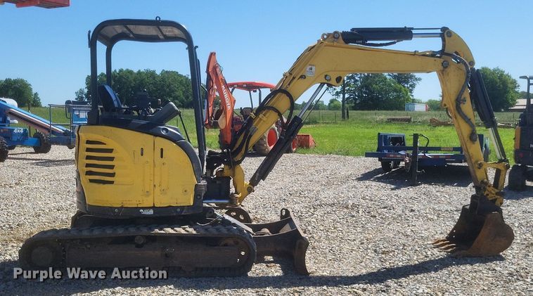 image for item DR4776 2018 Yanmar VIO35-6A mini excavator