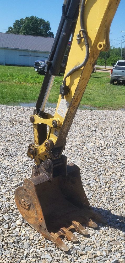 image for item DR4776 2018 Yanmar VIO35-6A mini excavator