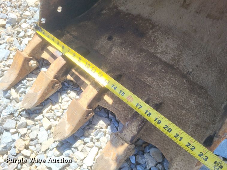 image for item DR4776 2018 Yanmar VIO35-6A mini excavator