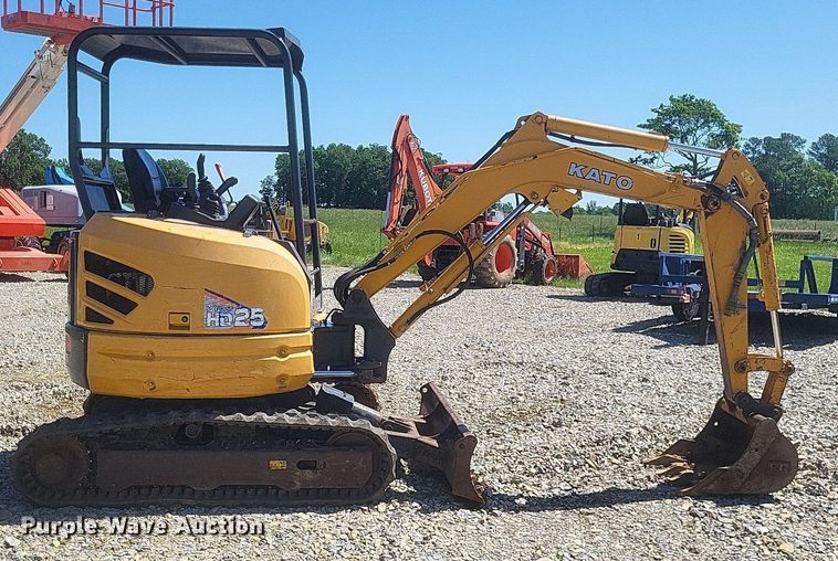 image for item DR4777 2020 Kato 25V4-F mini excavator