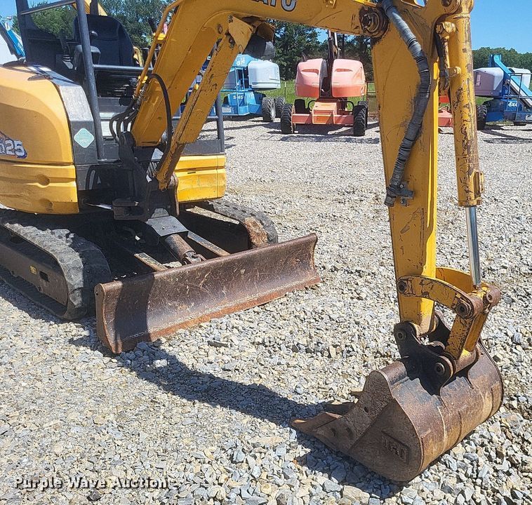 image for item DR4777 2020 Kato 25V4-F mini excavator