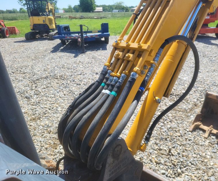 image for item DR4777 2020 Kato 25V4-F mini excavator