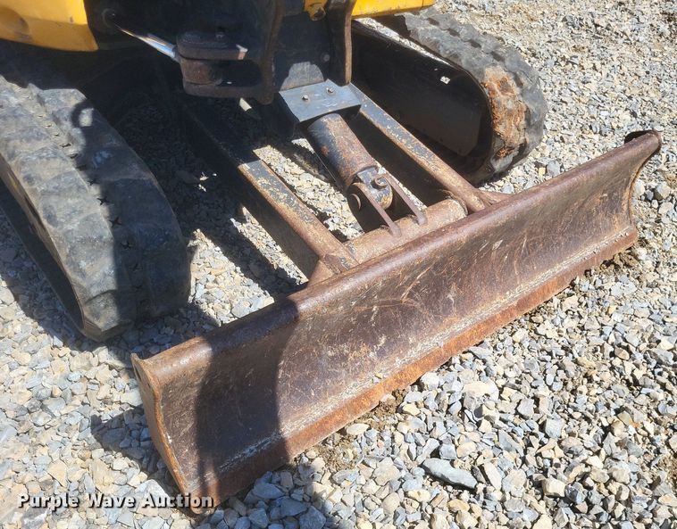 image for item DR4777 2020 Kato 25V4-F mini excavator