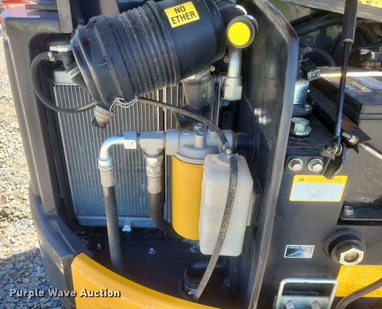 image for item DR4777 2020 Kato 25V4-F mini excavator