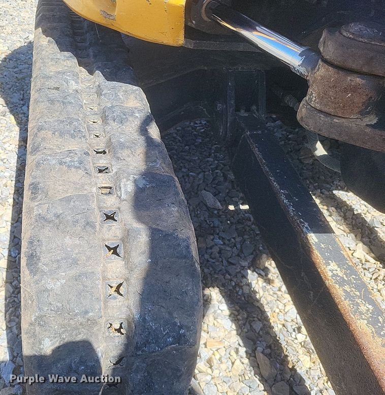 image for item DR4777 2020 Kato 25V4-F mini excavator