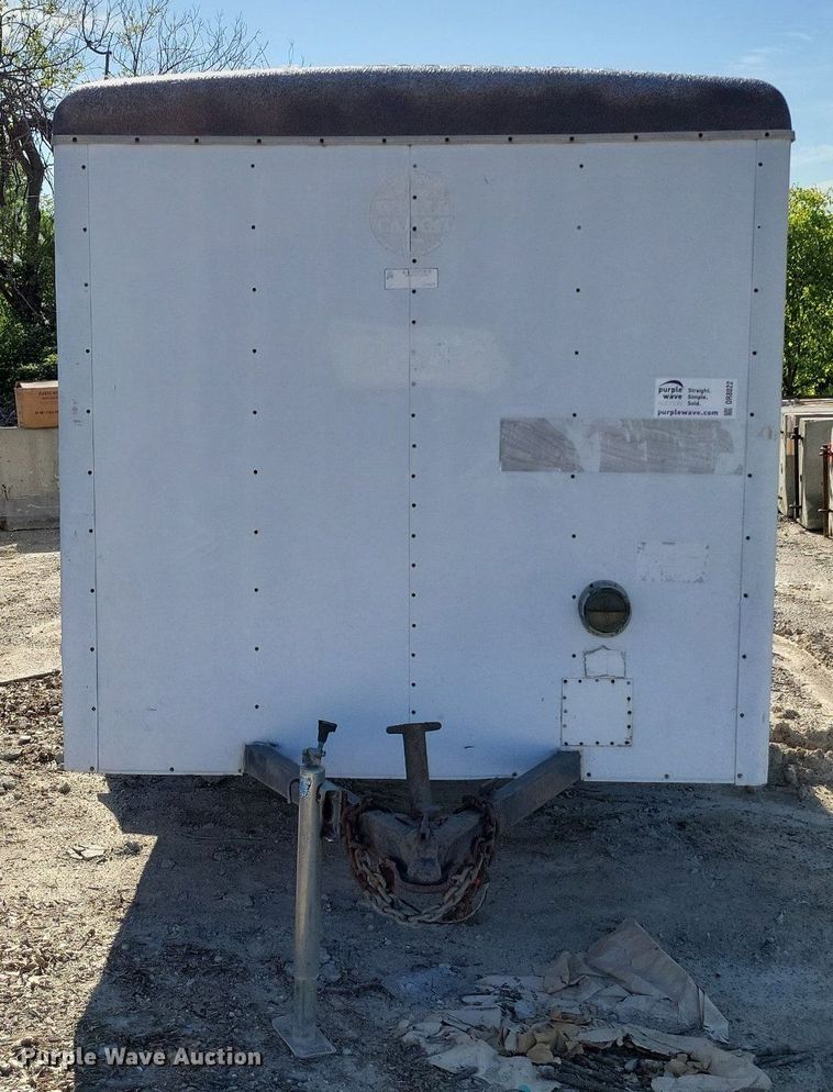 image for item DR8022 1990 Wells Cargo TW121 enclosed cargo trailer
