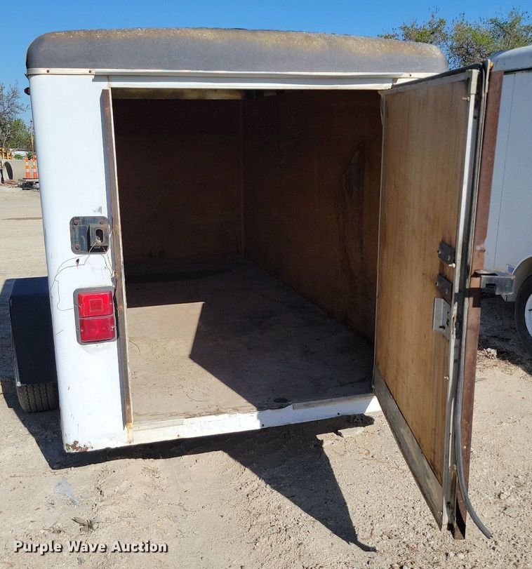 image for item DR8022 1990 Wells Cargo TW121 enclosed cargo trailer