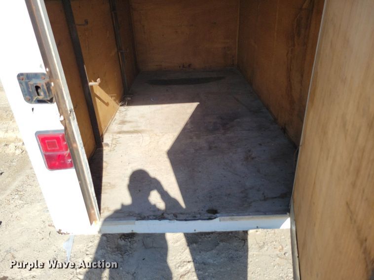 image for item DR8022 1990 Wells Cargo TW121 enclosed cargo trailer