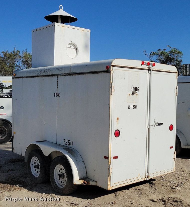 image for item DR8023 2001 W-W enclosed cargo trailer