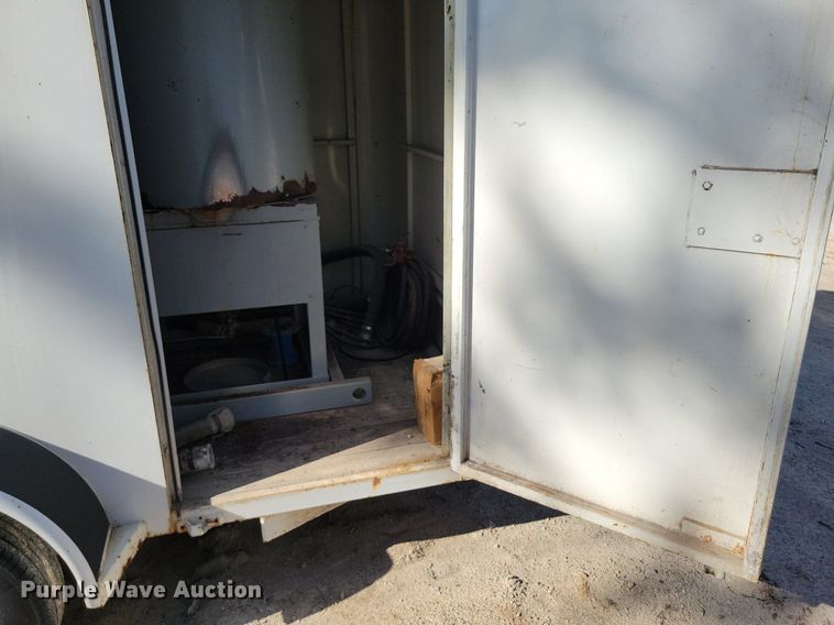 image for item DR8023 2001 W-W enclosed cargo trailer