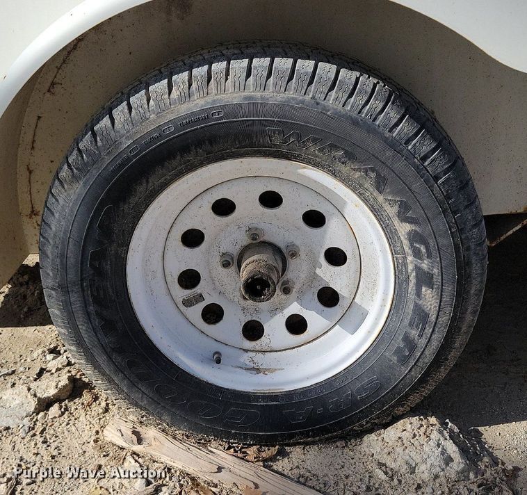 image for item DR8023 2001 W-W enclosed cargo trailer