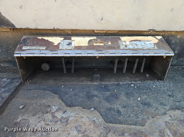 image for item DR8589 2006 GMC C5500 utility / service truck