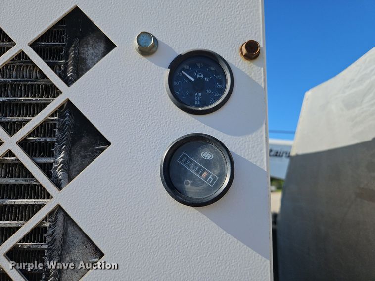 image for item DR8589 2006 GMC C5500 utility / service truck