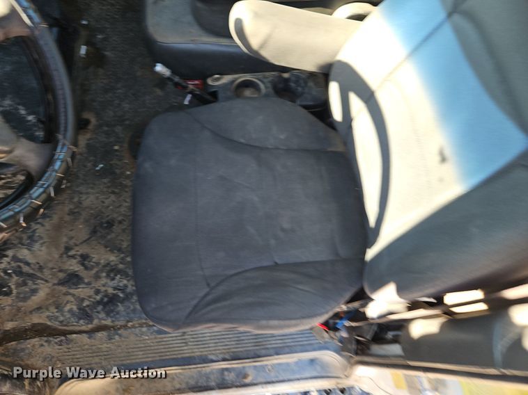 image for item DR8589 2006 GMC C5500 utility / service truck