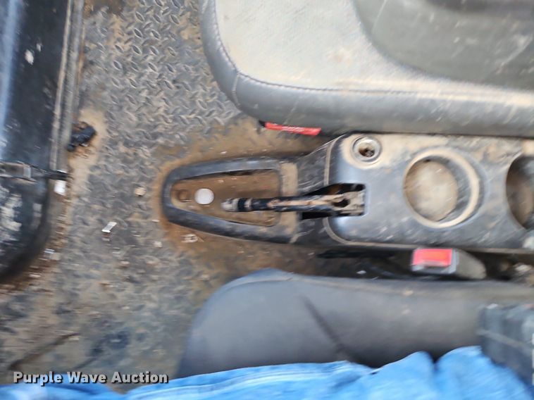 image for item DR8589 2006 GMC C5500 utility / service truck