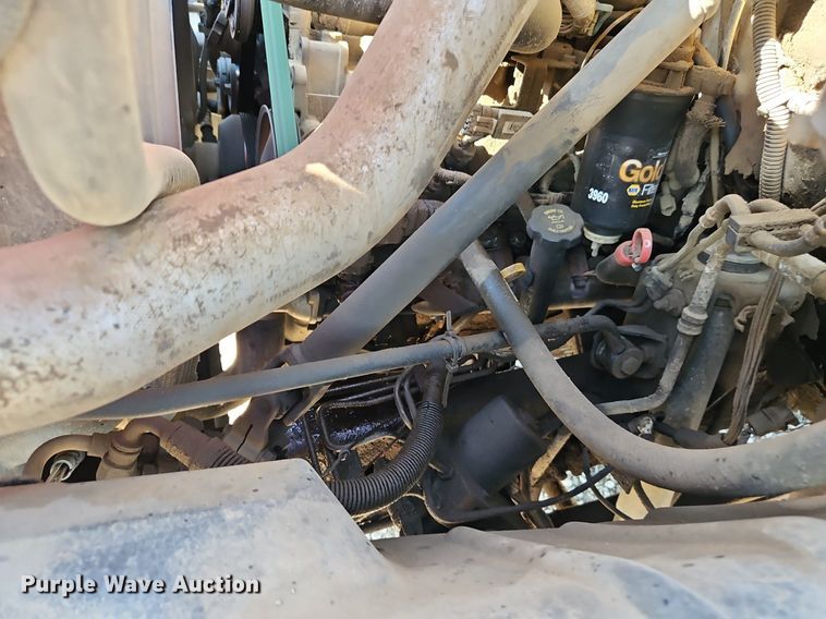 image for item DR8589 2006 GMC C5500 utility / service truck