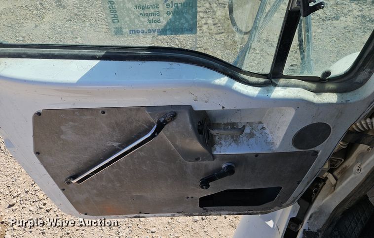 image for item DR8590 2000 Sterling  A9500 water truck