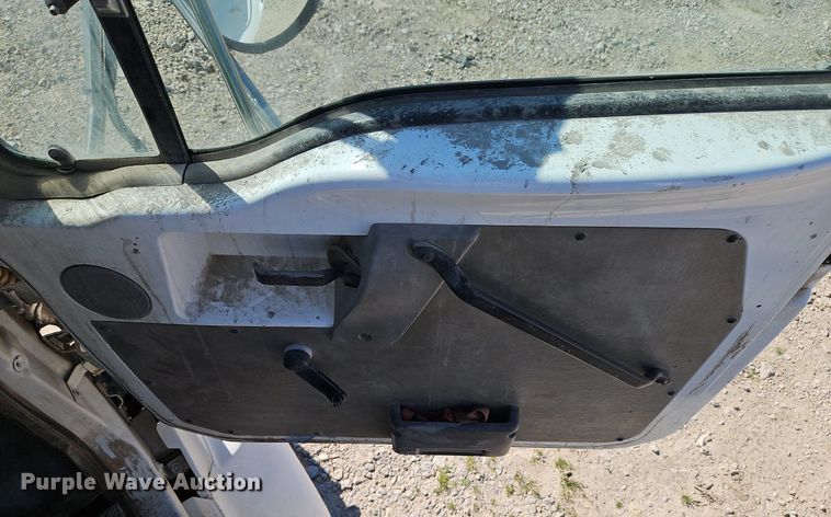 image for item DR8590 2000 Sterling  A9500 water truck