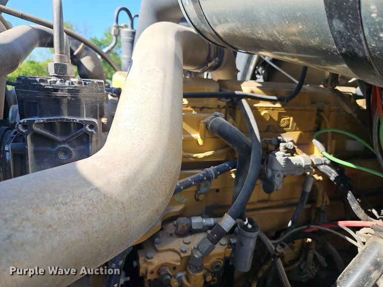 image for item DR8590 2000 Sterling  A9500 water truck