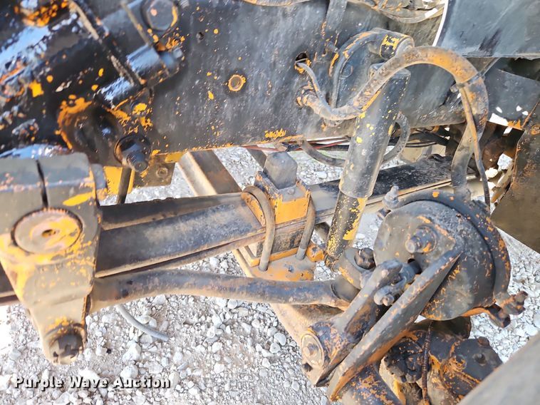 image for item DR8590 2000 Sterling  A9500 water truck