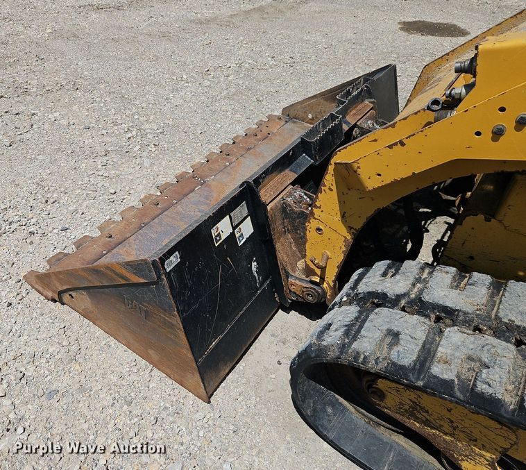 image for item DR8597 2019 Caterpillar  299D2 tracked skid steer loader