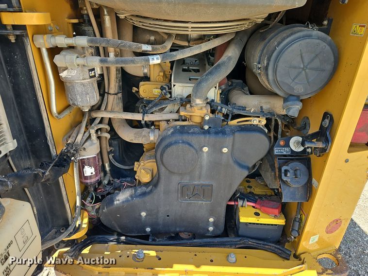 image for item DR8597 2019 Caterpillar  299D2 tracked skid steer loader