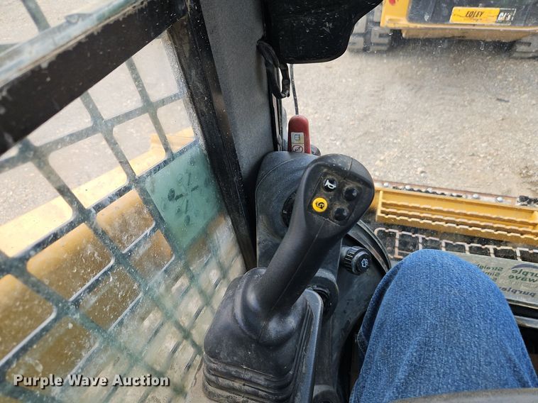 image for item DR8598 2021 Caterpillar  299D3 tracked skid steer loader