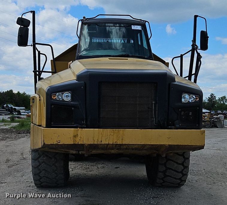 image for item DR8600 2013 Caterpillar  740B haul truck