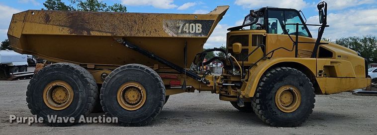 image for item DR8600 2013 Caterpillar  740B haul truck