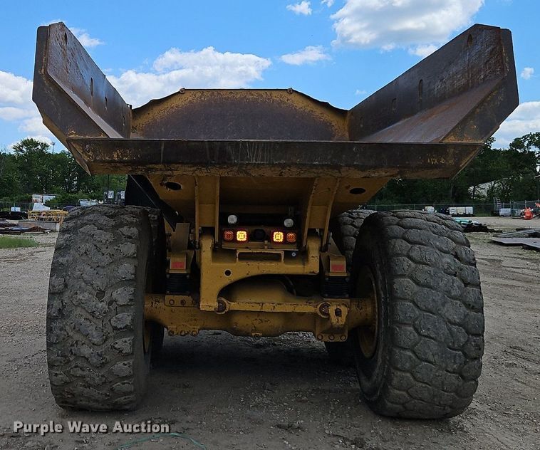 image for item DR8600 2013 Caterpillar  740B haul truck