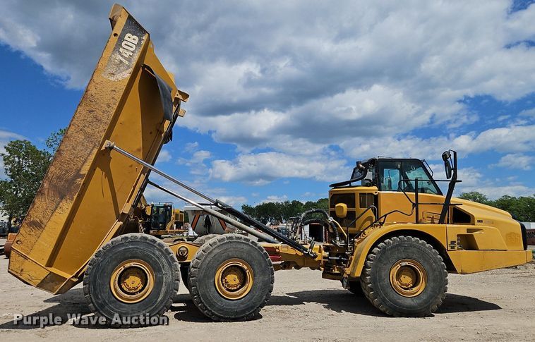 image for item DR8600 2013 Caterpillar  740B haul truck