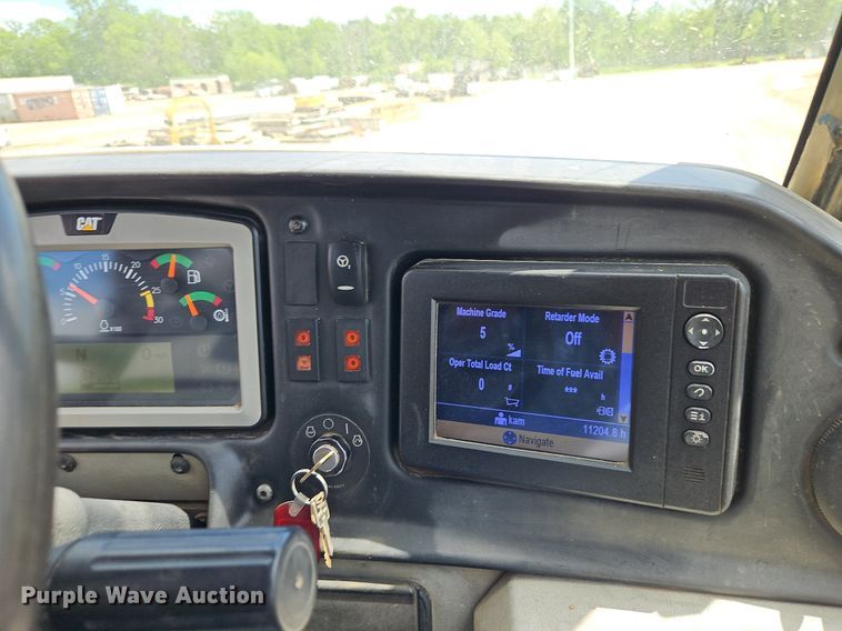 image for item DR8600 2013 Caterpillar  740B haul truck