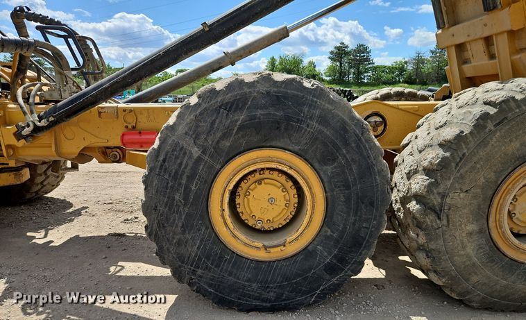 image for item DR8600 2013 Caterpillar  740B haul truck
