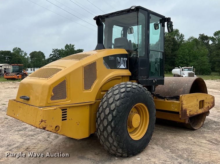 image for item DS2946 2008 Caterpillar CS56 single drum vibratory roller