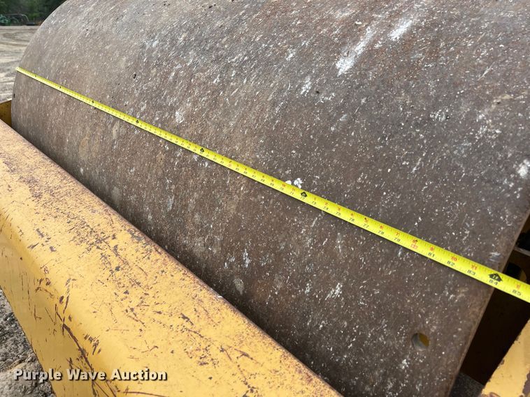 image for item DS2946 2008 Caterpillar CS56 single drum vibratory roller