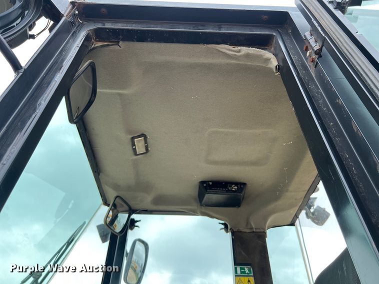 image for item DS2946 2008 Caterpillar CS56 single drum vibratory roller