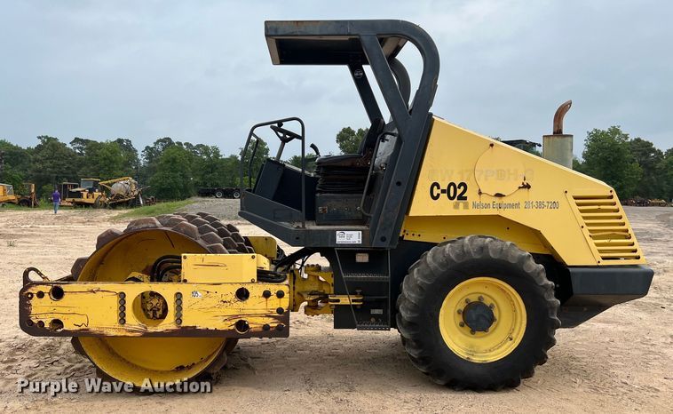image for item DS2947 2003 Bomag BW 177PHD-3 single drum vibratory roller