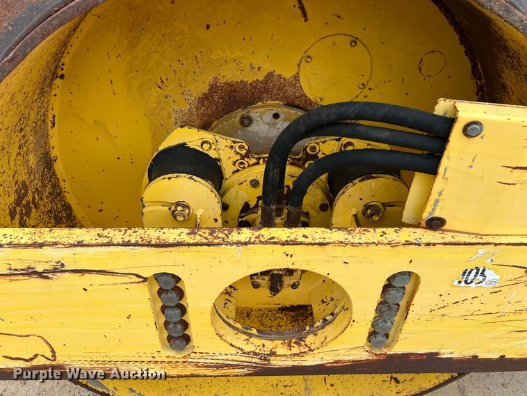 image for item DS2947 2003 Bomag BW 177PHD-3 single drum vibratory roller