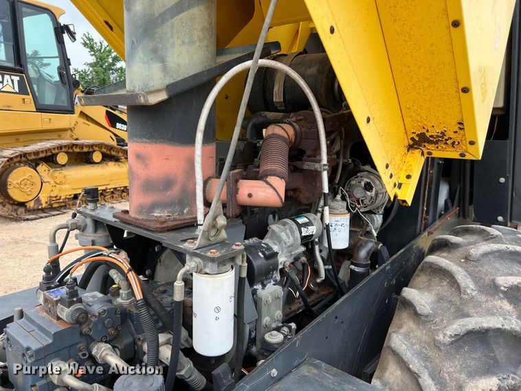 image for item DS2947 2003 Bomag BW 177PHD-3 single drum vibratory roller